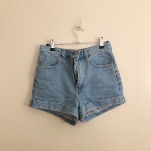 Short Jeans